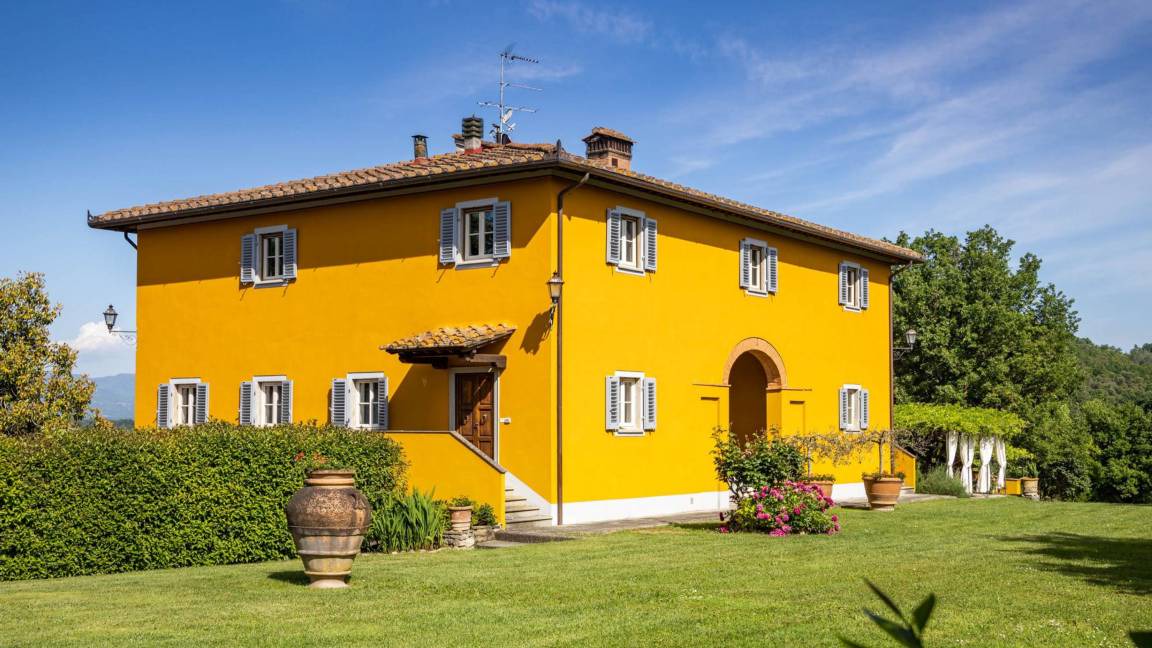 San Piero a Sieve Villa | 400 m² Villa ∙ 6 bedrooms ∙ 14 guests