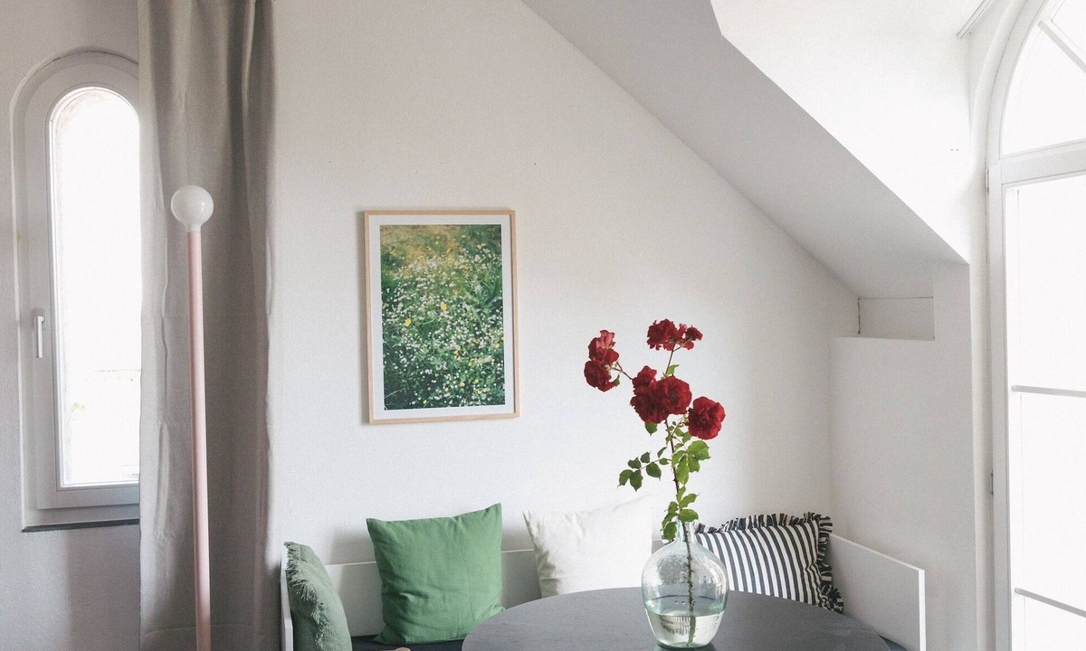 Werder Apartment | REMISE STUDIO: Garden view, balcony and water access