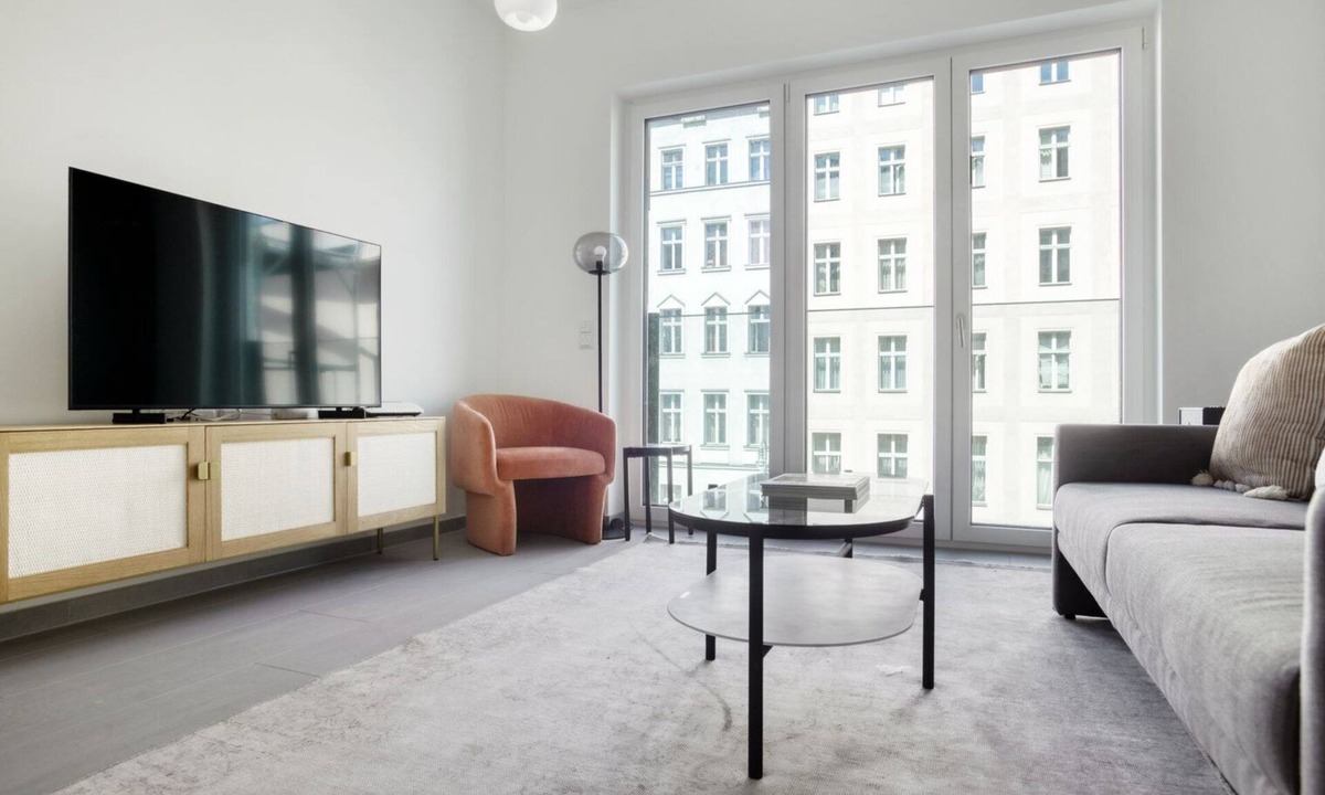 Tiergarten Apartment | Upscale Schöneberg 2BR, steps to Park am Gleisdreieck, by Blueground