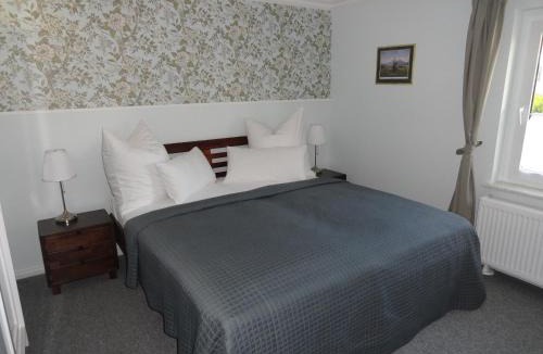 Caputh Apartment | Cottage Ferienwohnung mit Seeblick