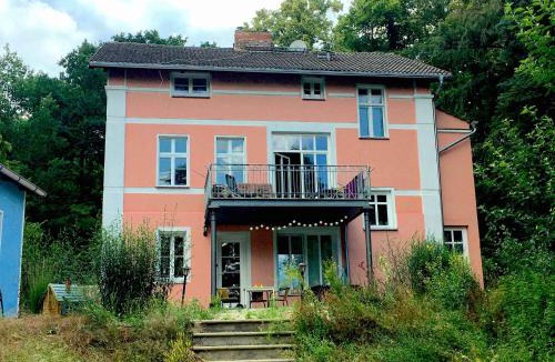 Bollersdorf Apartment | Ferienwohnung mit Sauna am Buckowsee
