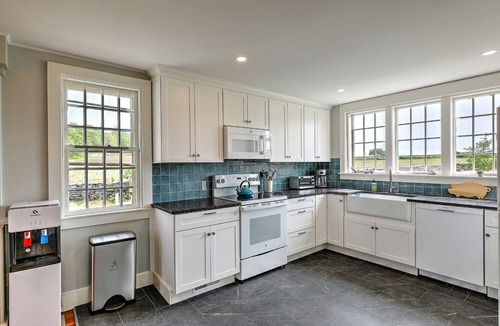 Tiverton House | Luxury Coastal Farmhouse Steps from the Beach Entire House Sleeps 6