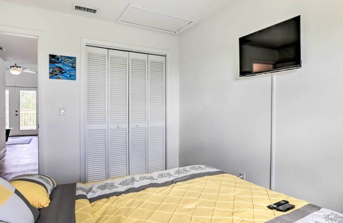 Ruskin Villa | Ruskin Retreat Near Little Harbor w/ Private Dock!