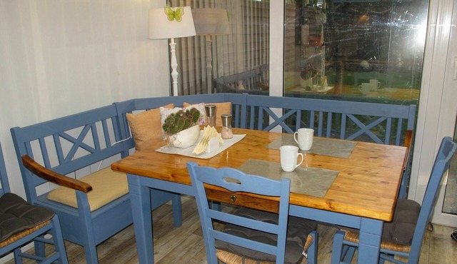 Beautiful private villa for 2 guests with TV, patio and parking