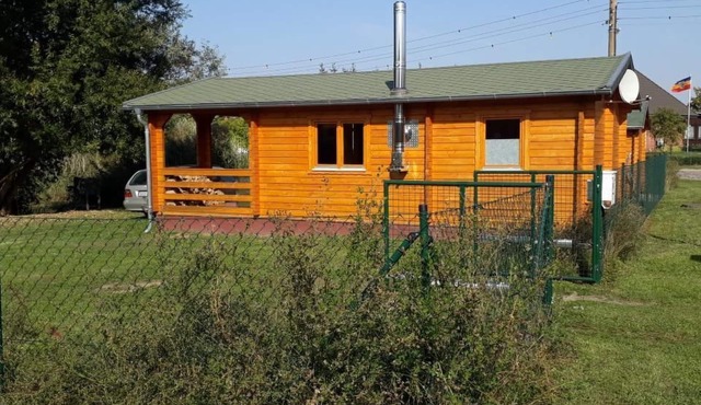 Blockhaus mit eigenem See by Interhome