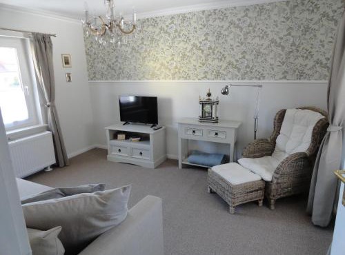 Cottage Ferienwohnung mit Seeblick