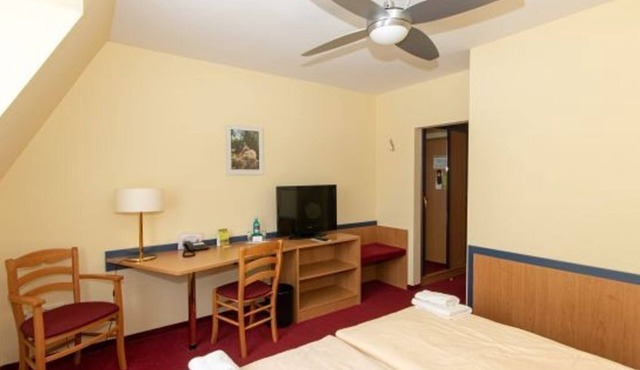 Double room 10 - Hotel Radduscher Hafen