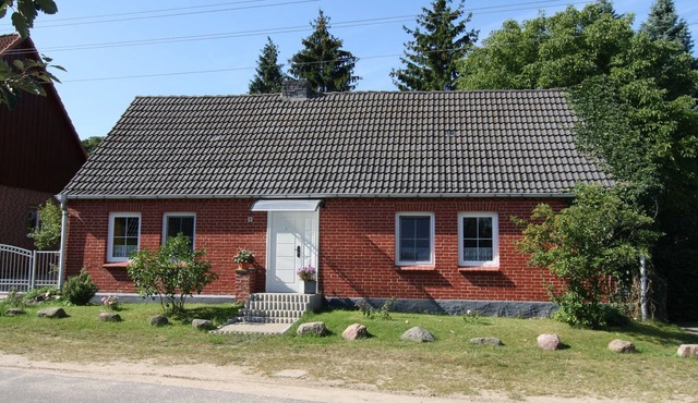 Ebenerdiges Bauernhaus in Mirow im Müritz-Nationalpark