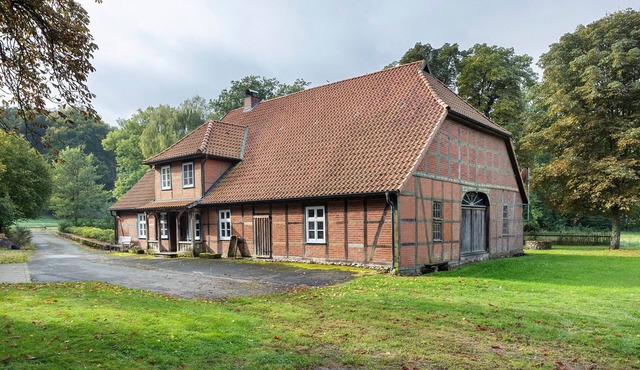 Holiday Home 'Hof Hohe Eichen' with Private Terrace, Private Garden and Wi-Fi
