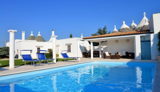 Holiday Home in Itria Valley with Pool