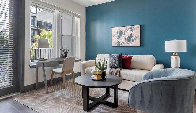 Landing | Chic 1BD, Yoga Studio, Gym