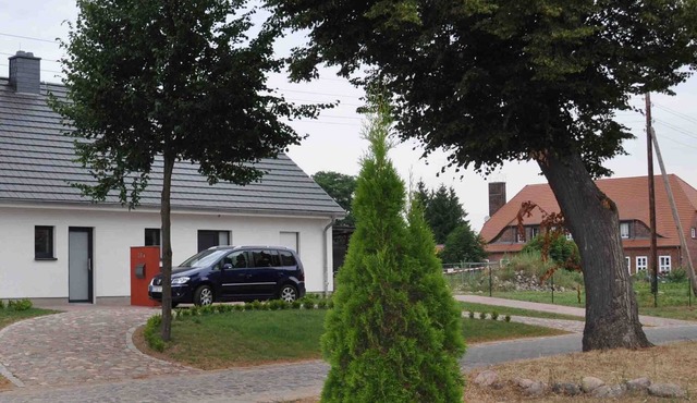 Müritz National Park, bathing lake, boat rental, terrace roof, wallbox, WLAN, sauna