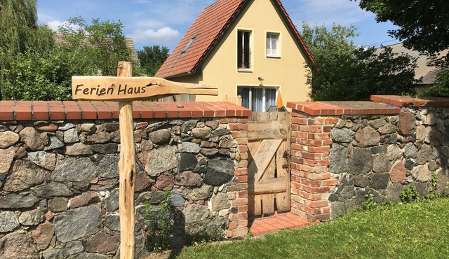 "Margarete" Vacation Home in Succow—Peace and Quiet in "Märkische Schweiz"