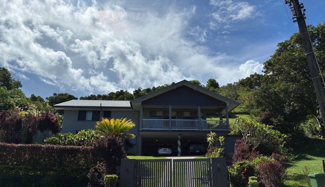 Moanarose Seaview Escape on the Coral Coast, Korotogo Reef Estate.