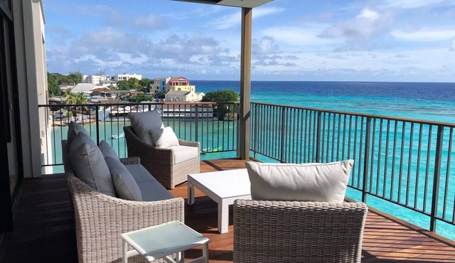 Ocean Reef Penthouse Cottage