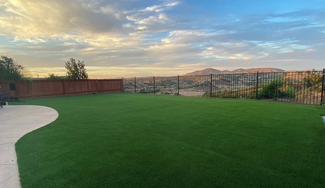 San Diego Family Fun Retreat Sleeps 16+, Views, Game Room, Pool, Central