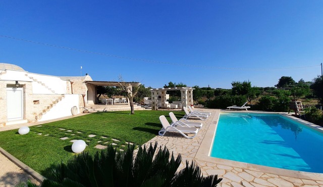 Saracen Trullo Ostuni