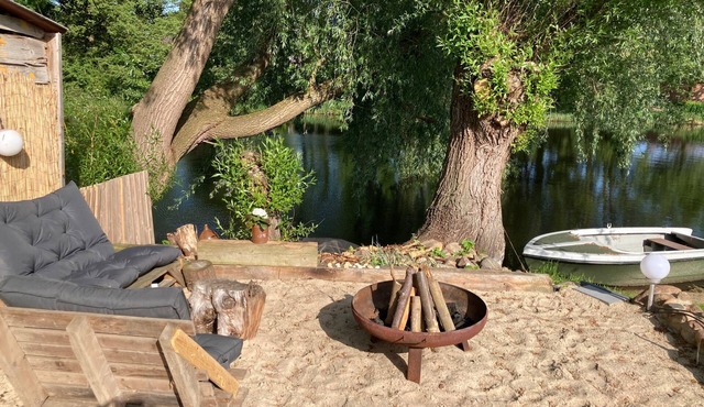 Seeblick Apartment with Lake View in Central Bad Bodenteich