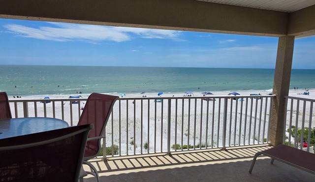 Summer Savings! Two July Weeks Left! Popular Oceanfront Condo w/pool & spa