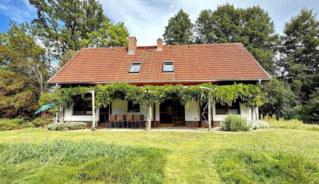 Vacation apartment/apartment for 4 guests with 72m² in Burg (301228)