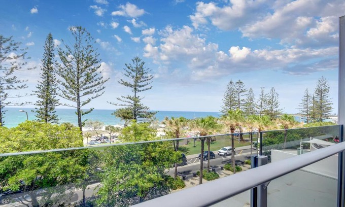 Mooloolaba Apartment | SPIN13- ESCAPE TO MOOLOOLABA