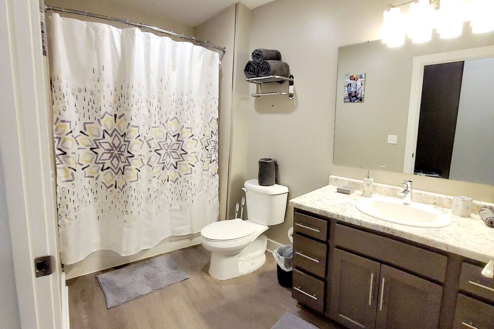 Photo of Bathroom in Medical Mile