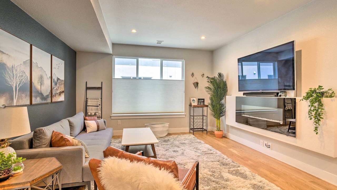 Photo of Others in West Colfax