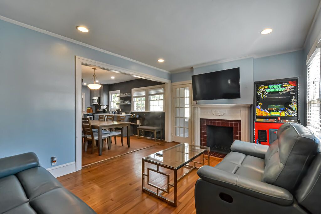 Photo of Livingroom in Atlantic Station Area