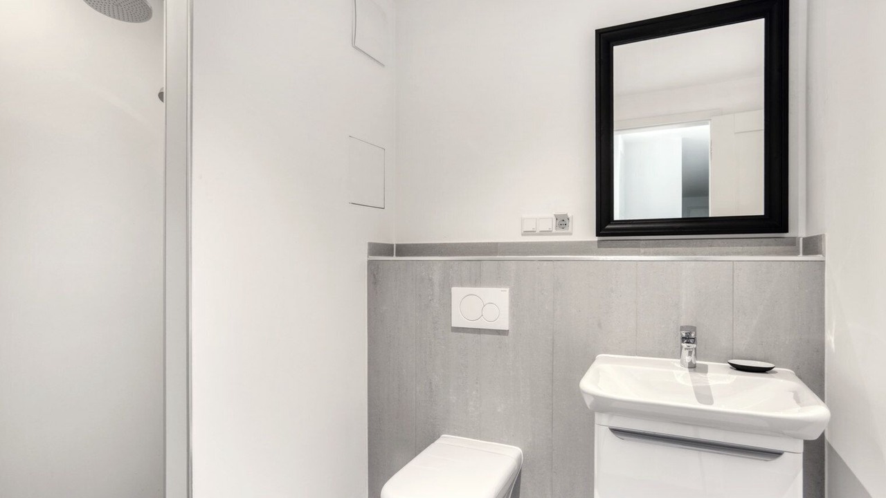 Photo of Bathroom in Tiergarten