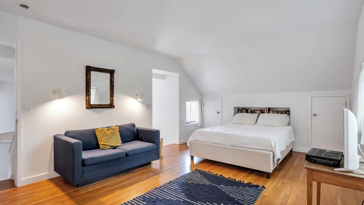 Photo of Bedroom in Bridgehampton