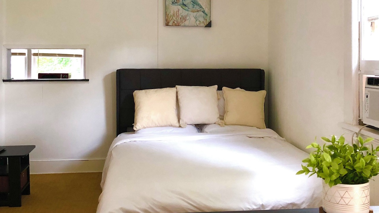 Photo of Bedroom in Oakville