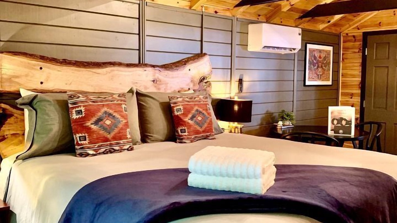 Photo of Bedroom in Laurel Ridge