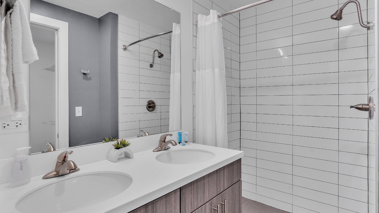 Photo of Bathroom in Zephyrhills West