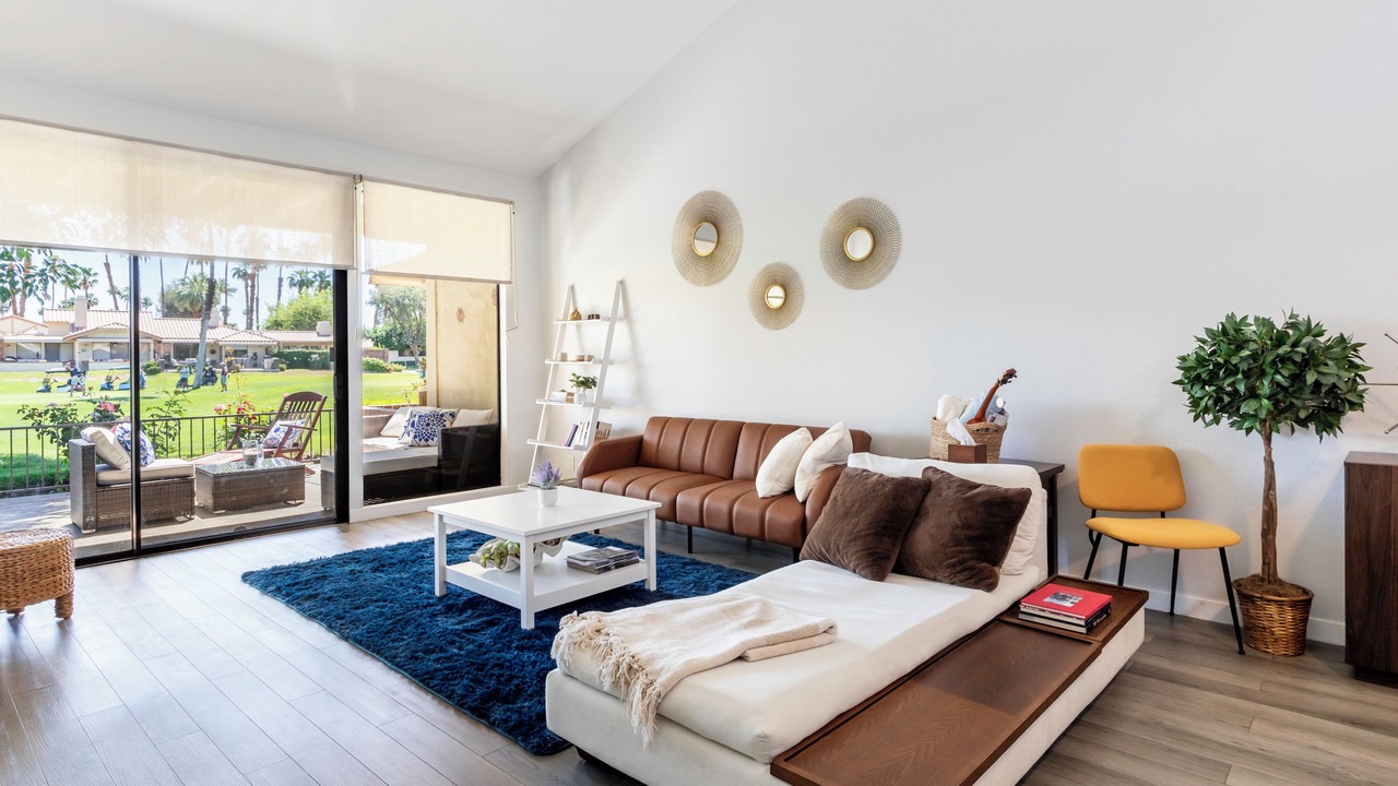Photo of Livingroom in Palm Desert
