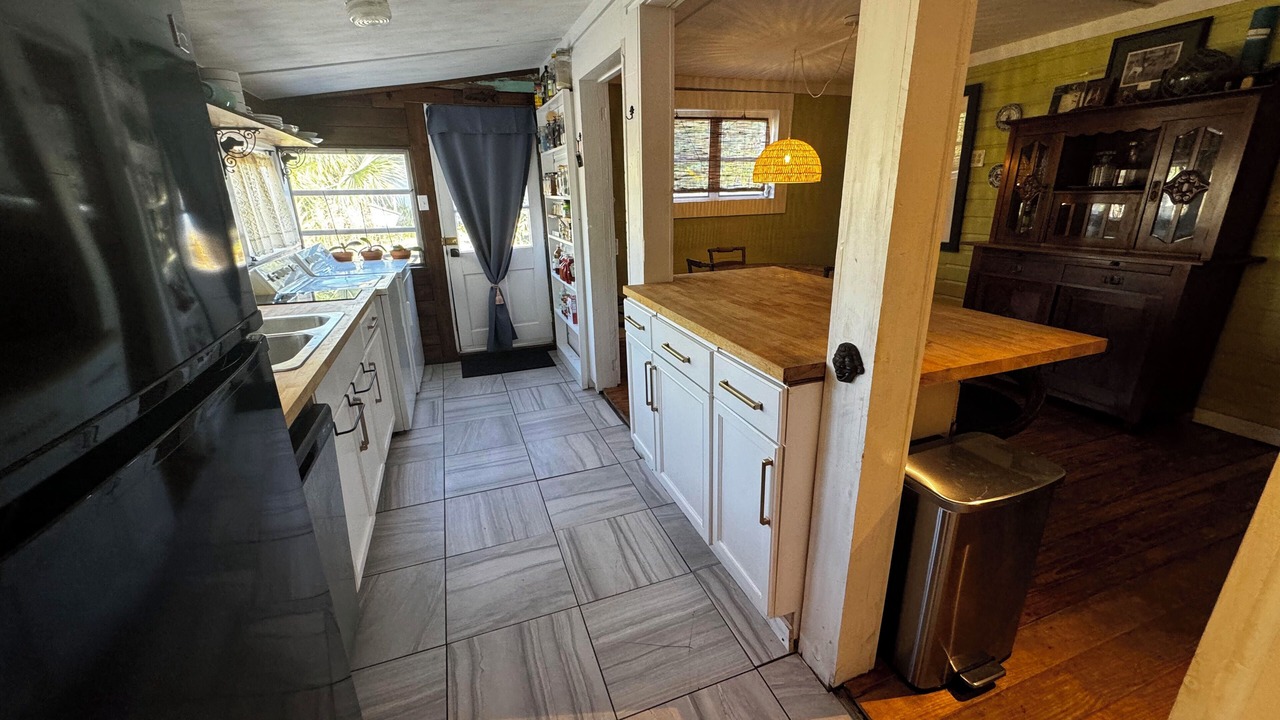 Photo of Kitchen in Carrabelle