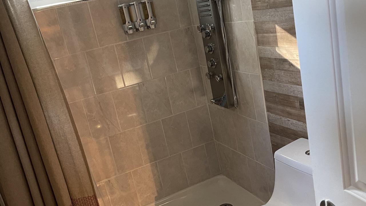 Photo of Bathroom in Norwichtown