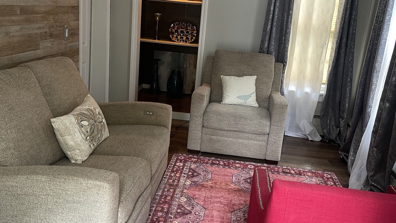 Photo of Livingroom in Norwichtown