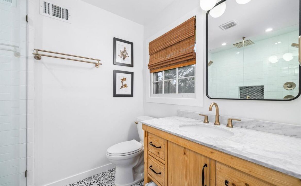 Photo of Bathroom in Hoover