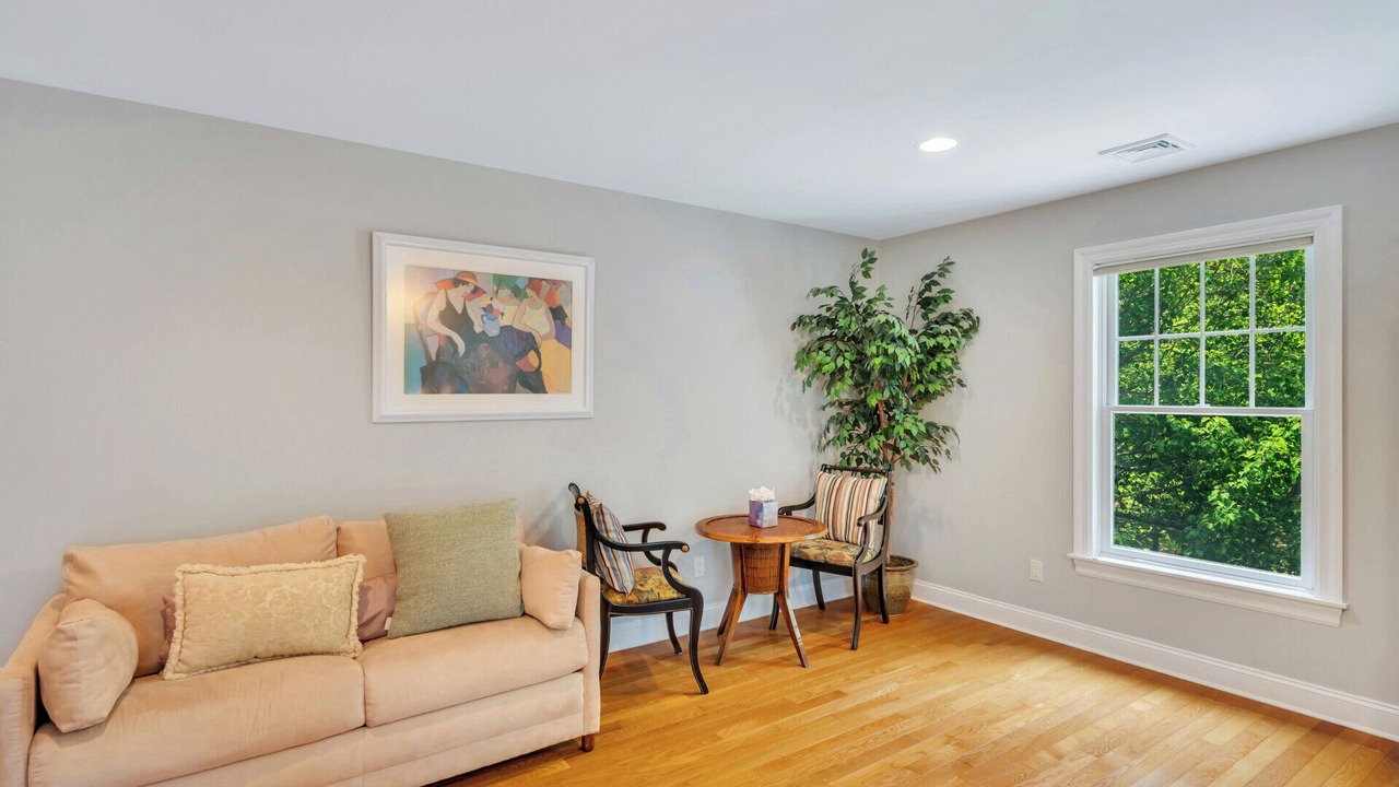 Photo of Livingroom in East Hampton
