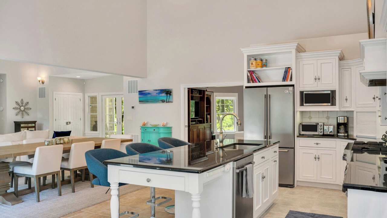 Photo of Kitchen in East Hampton